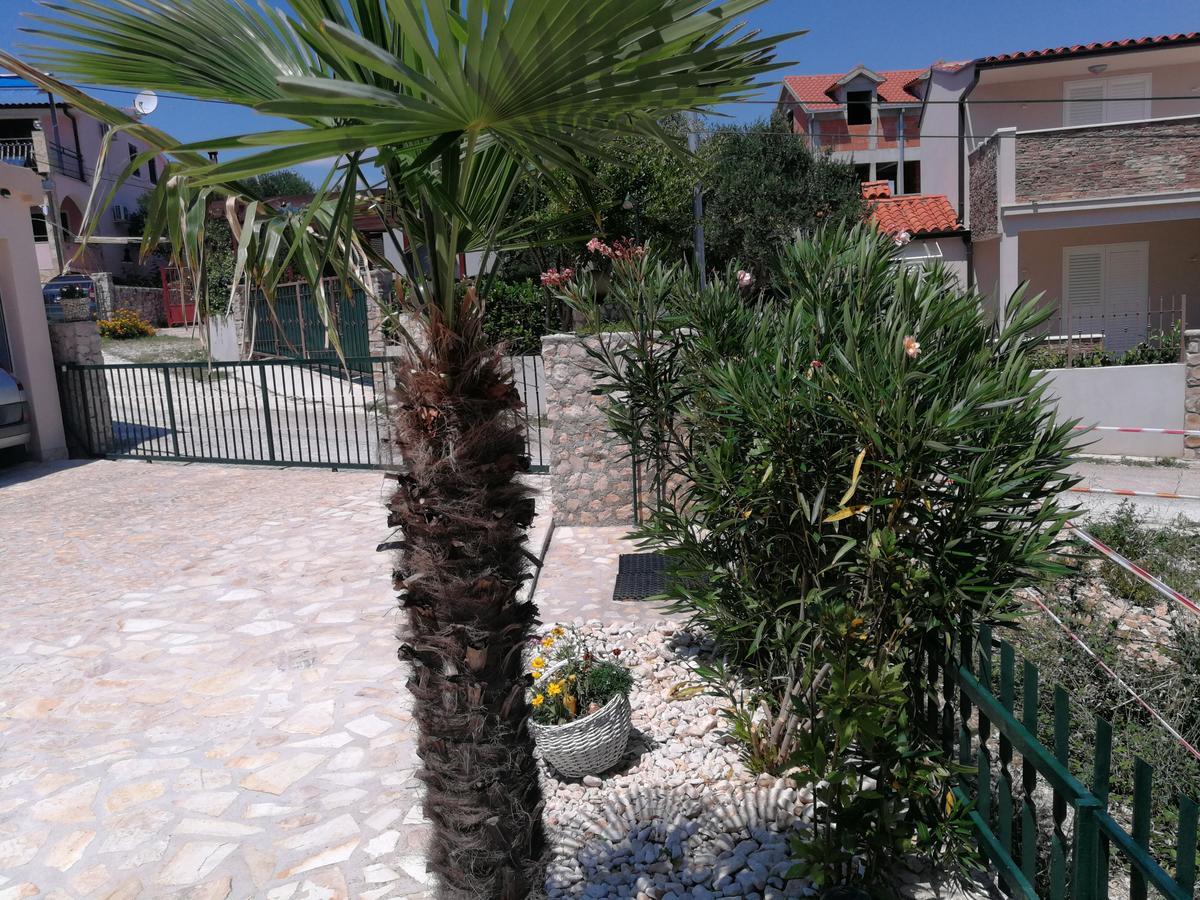 Adria Apartments Sara Ražanj Exterior foto